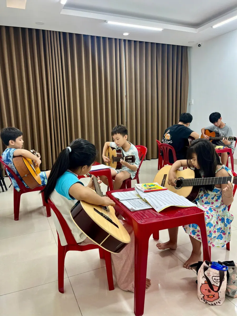 Trung tâm Area Music Center