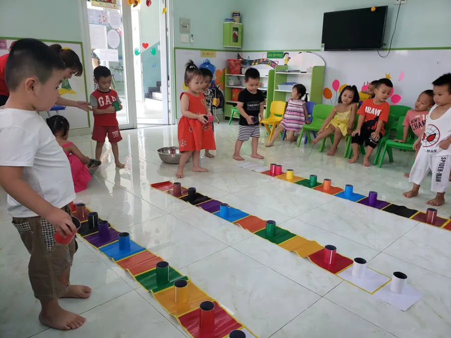 Trường mầm non Mặt Trời Bé Thơ (Sunrise Kids)