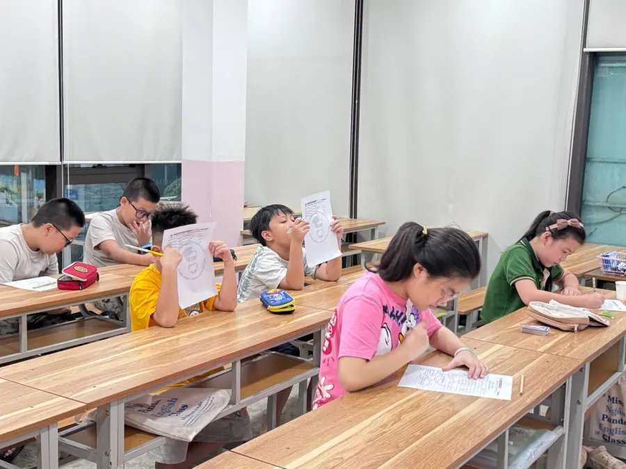 Trung tâm tiếng Anh Miss Ngân Panda English Center