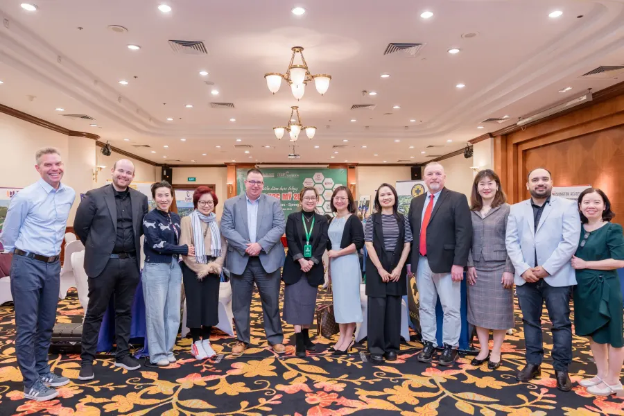 Trung tâm Nam Anh Scholarships