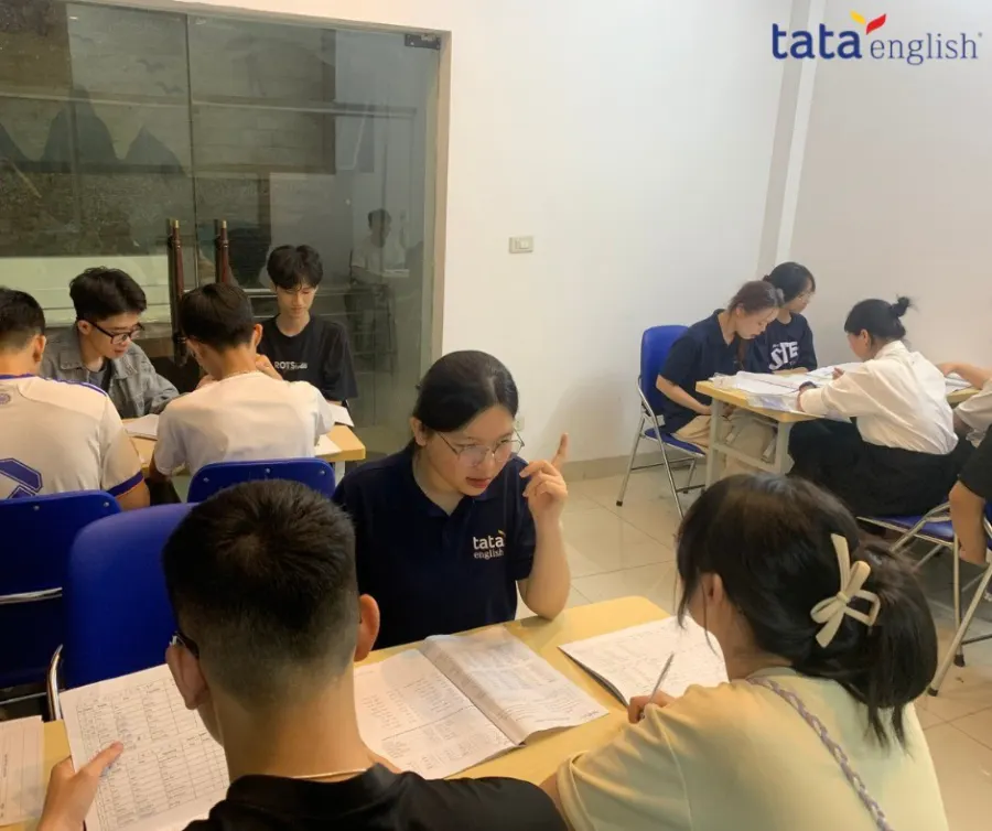 Trung tâm Anh ngữ TATA English