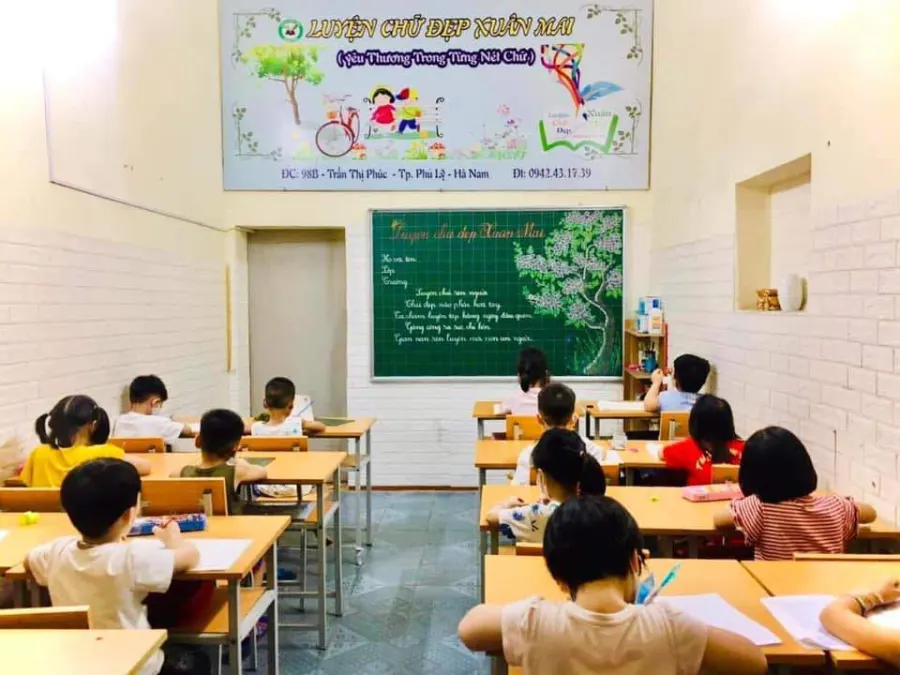 Lớp Luyện chữ đẹp Xuân Mai