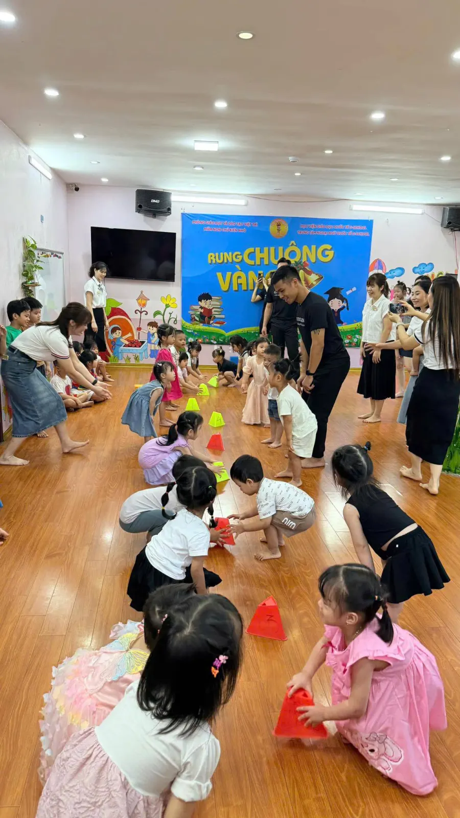 Trung tâm Ngoại Ngữ Quốc tế G-School