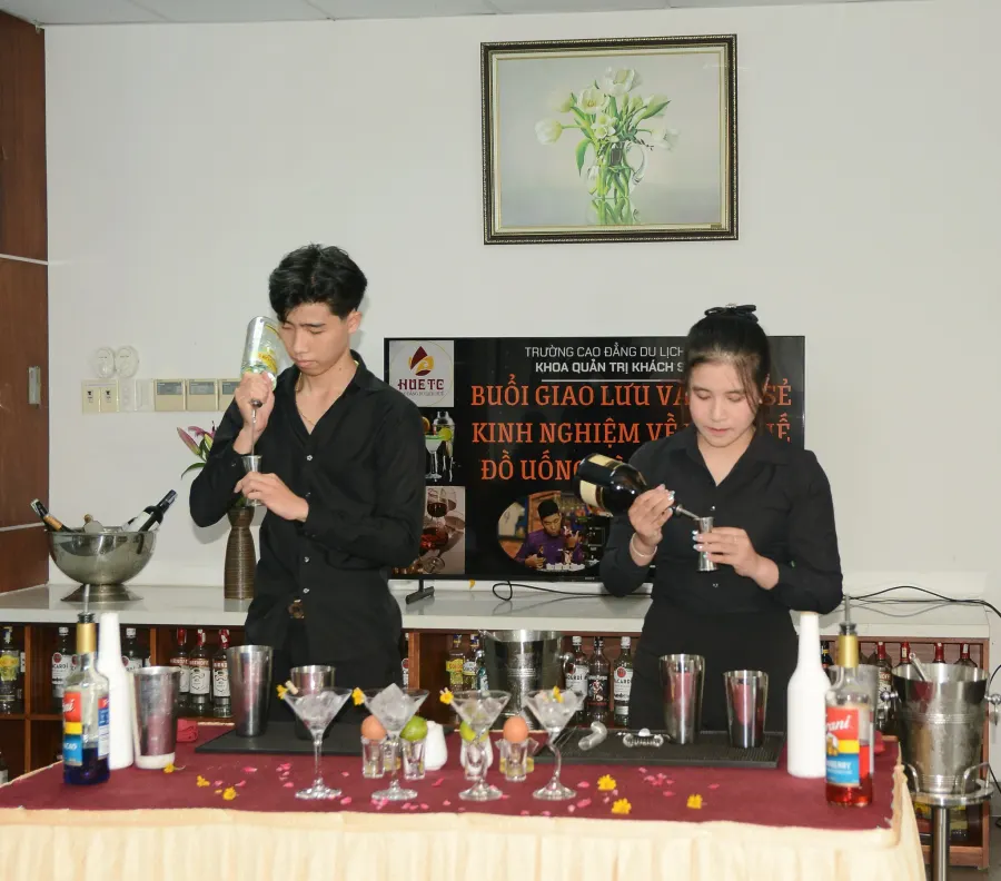 Trường Cao đẳng Du lịch Huế