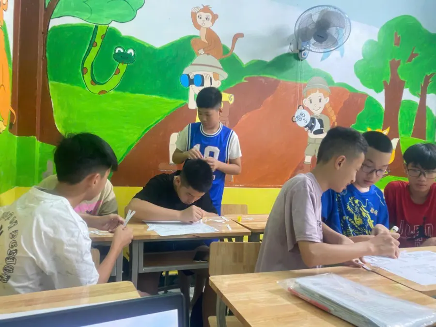 Trung tâm IZZI English - Tiếng Anh trẻ em Cát Bà
