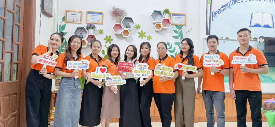 Trung tâm Ngoại Ngữ Light Ray - Cơ sở 2