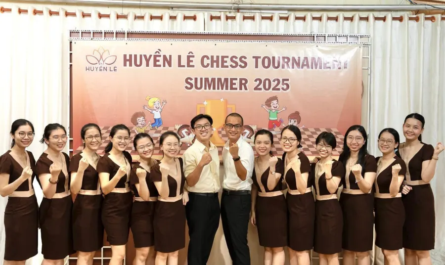 Trung tâm Ngoại Ngữ Huyền Lê