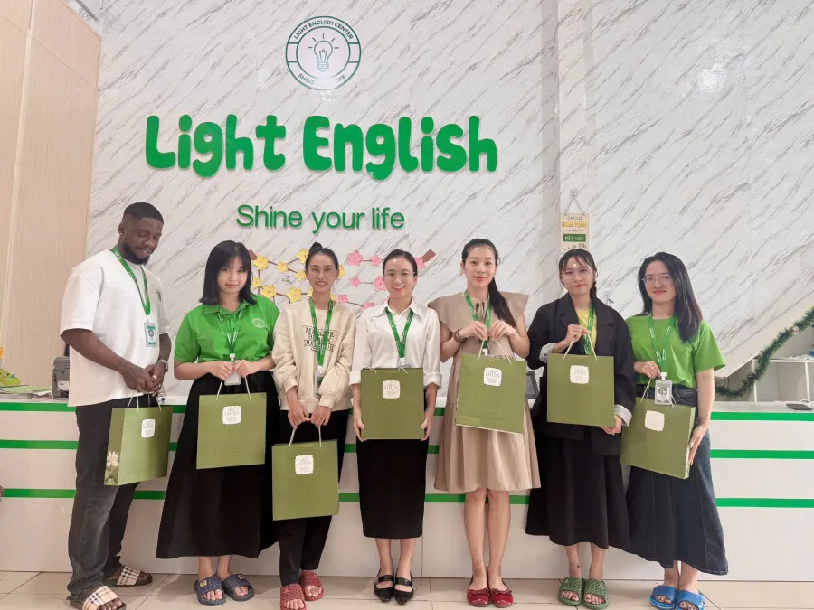 Trung tâm Light English Center Gia Nghĩa - Cơ sở 2