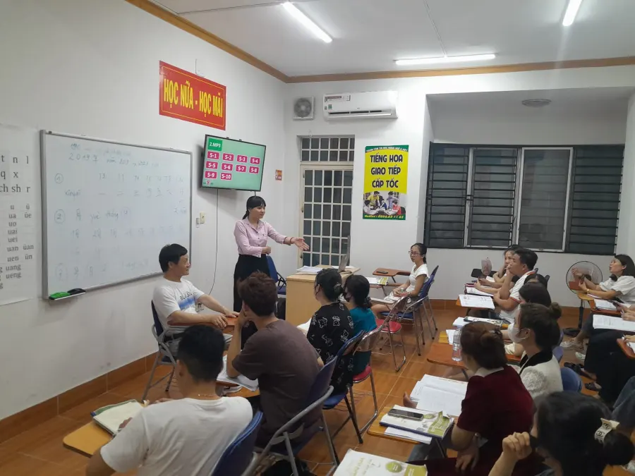 Trung tâm Tin Học Ngoại Ngữ Việt Nam Asia