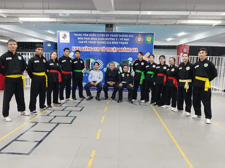 Trung tâm Huấn Luyện Võ Thuật Hoàng Gia