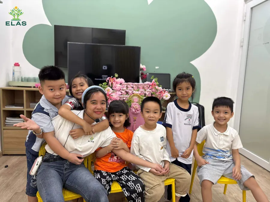 Trung tâm ELAS Center