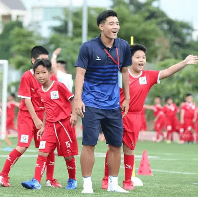 Trung tâm dạy Bóng đá Trẻ em VietGoal