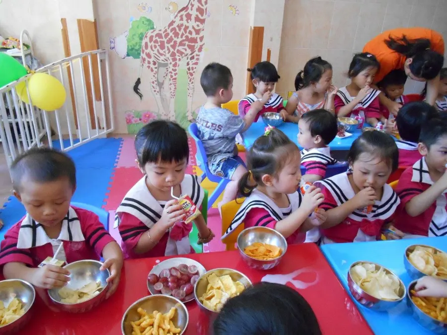 Trường mầm non Hoa Hồng