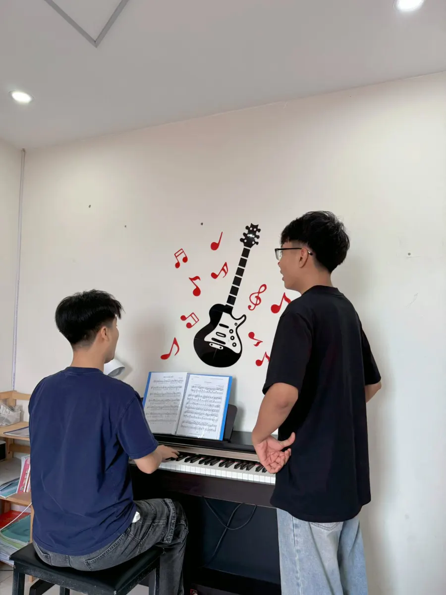 Trung tâm Nghệ Thuật Moon Music