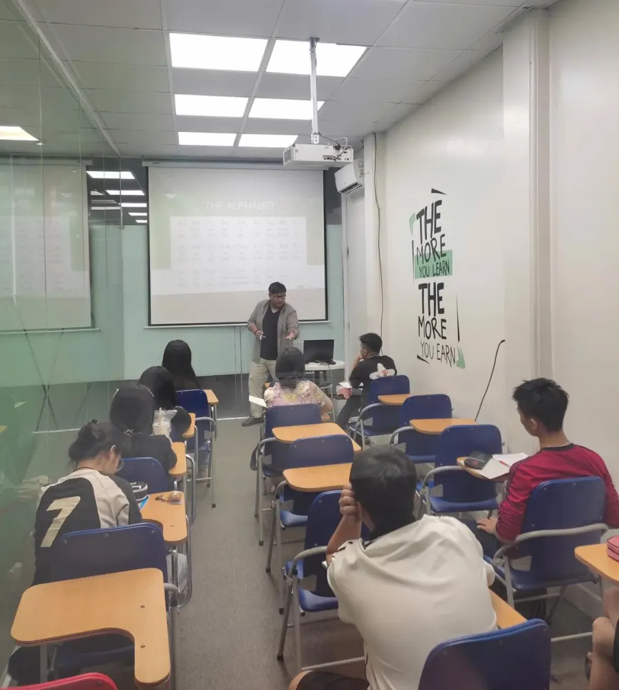 Trung tâm Anh ngữ luyện thi IELTS và SAT