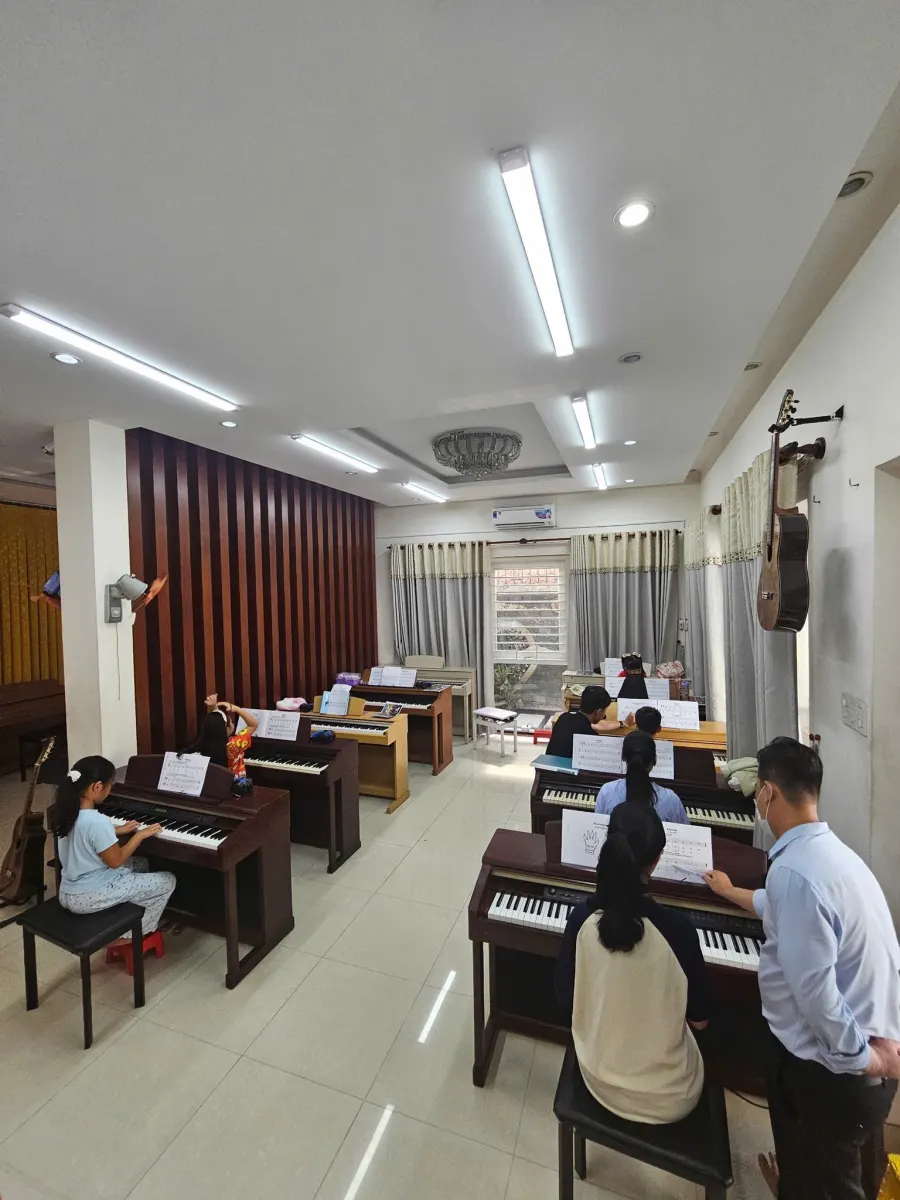 Trung tâm Nhạc Xanh (Lớp nhạc Thầy Sư)