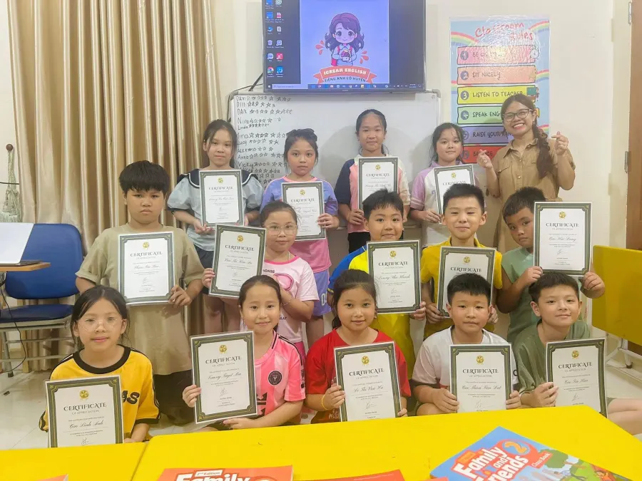 Lớp Tiếng Anh Cô Huyền Icream English