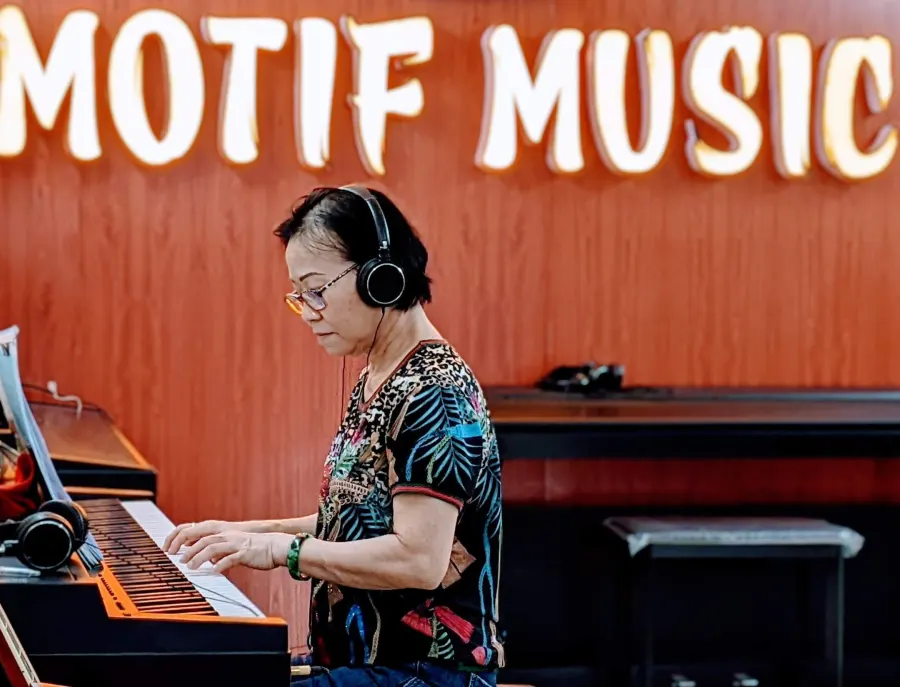 Trung Tâm Âm Nhạc Motif Music - Bình Đông