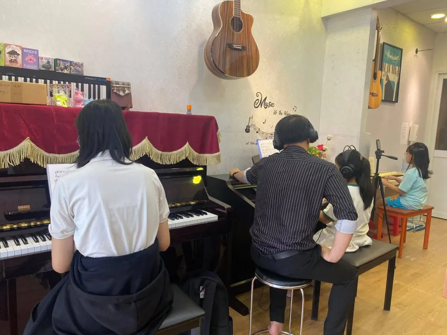 Trung tâm Âm Nhạc Vĩ Cầm