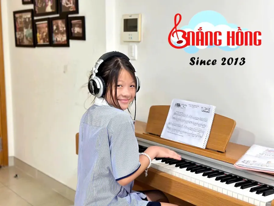 Trung tâm Âm nhạc Nắng Hồng