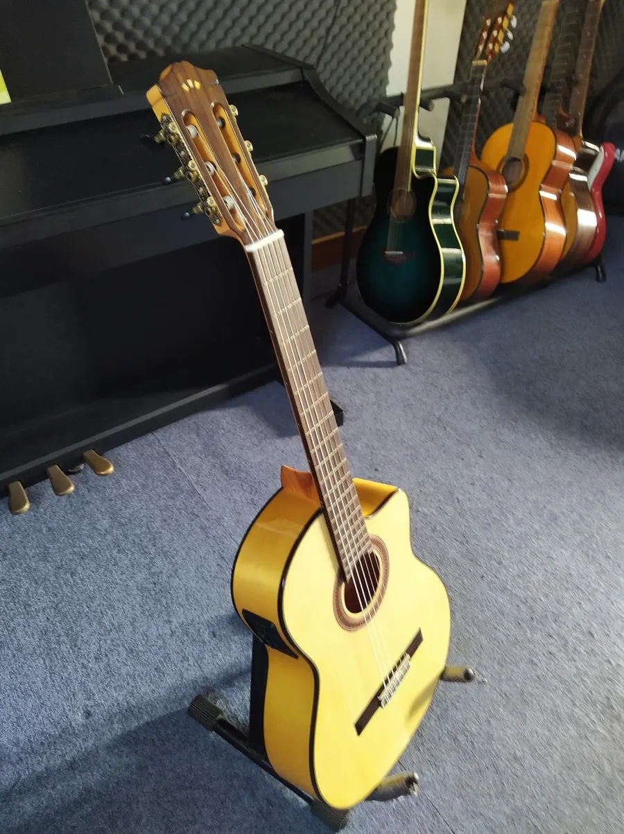 Lớp Anhbaduy Guitar