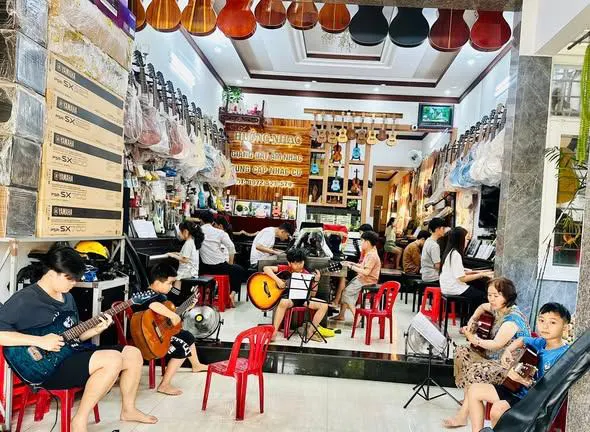 Trung tâm Âm nhạc Hướng Piano