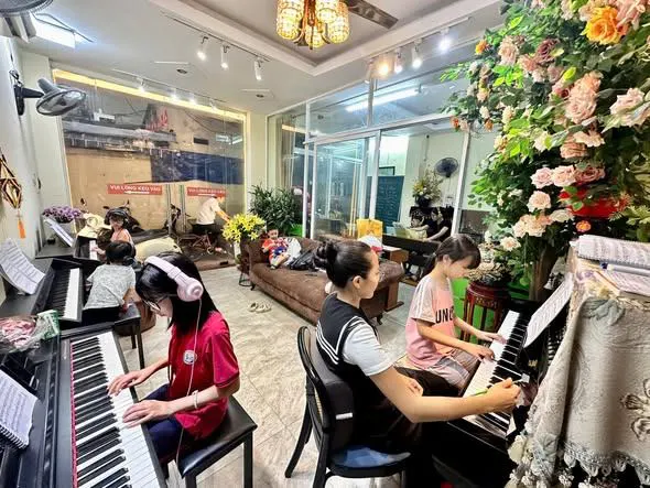 Trung tâm Âm nhạc Music House