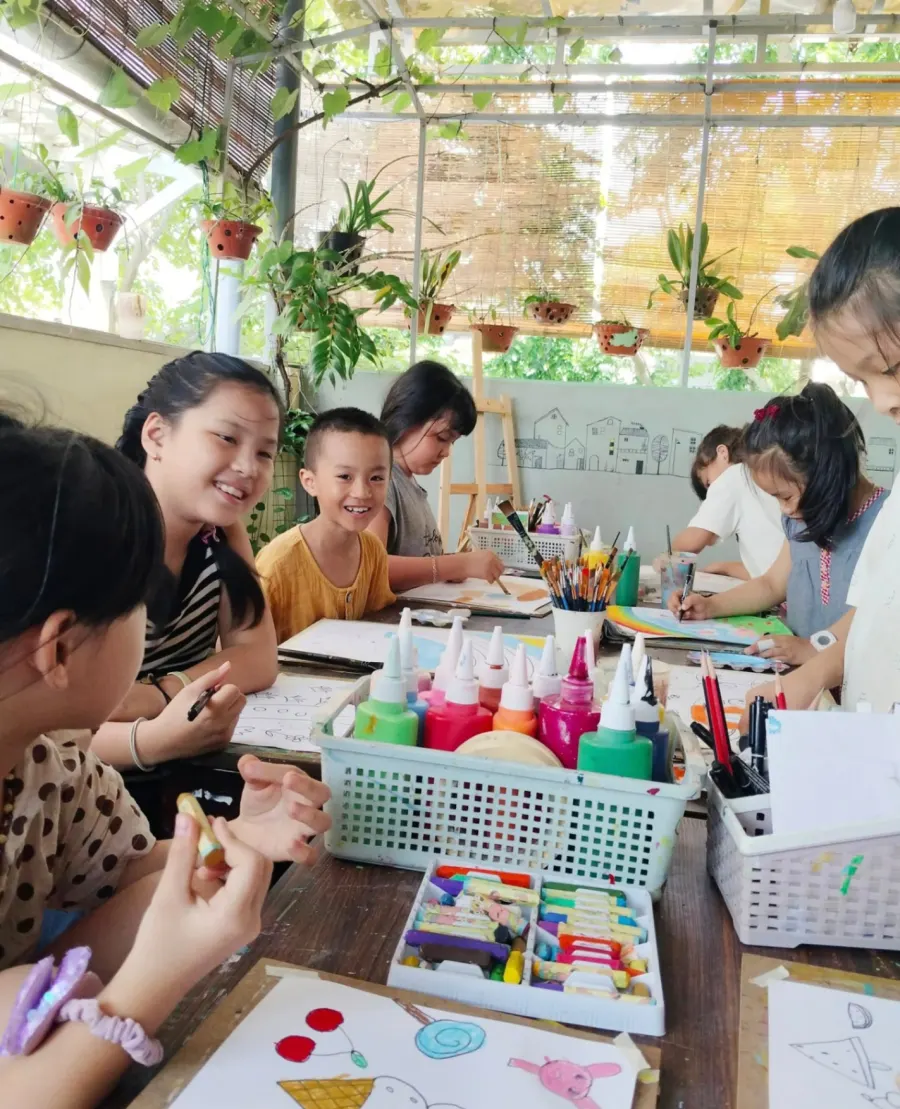 Lớp vẽ Cô Hà - MiGi Art