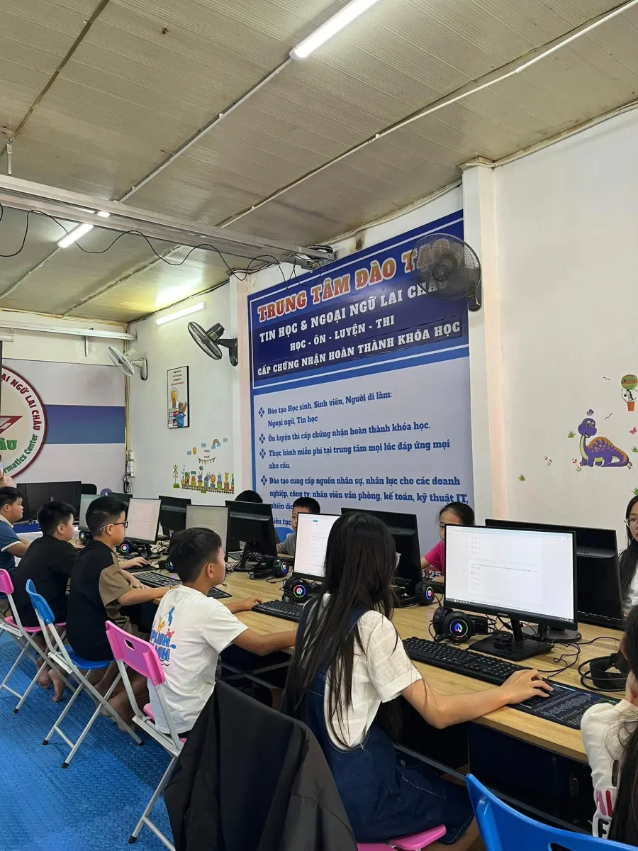 Trung tâm Tin học & Ngoại Ngữ Lai Châu
