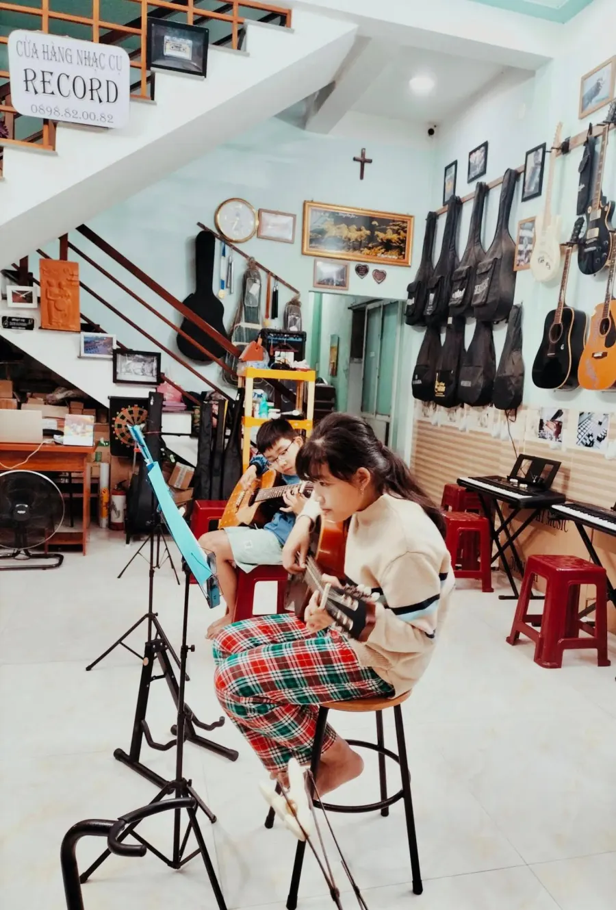 Trung tâm dạy nhạc Record