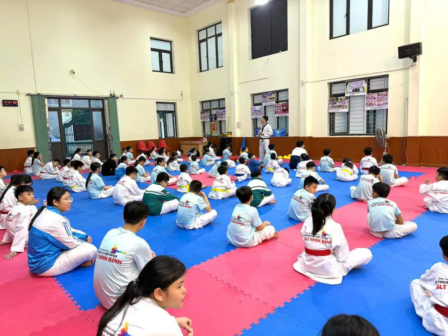 Trung tâm Võ thuật & Thể thao SLT
