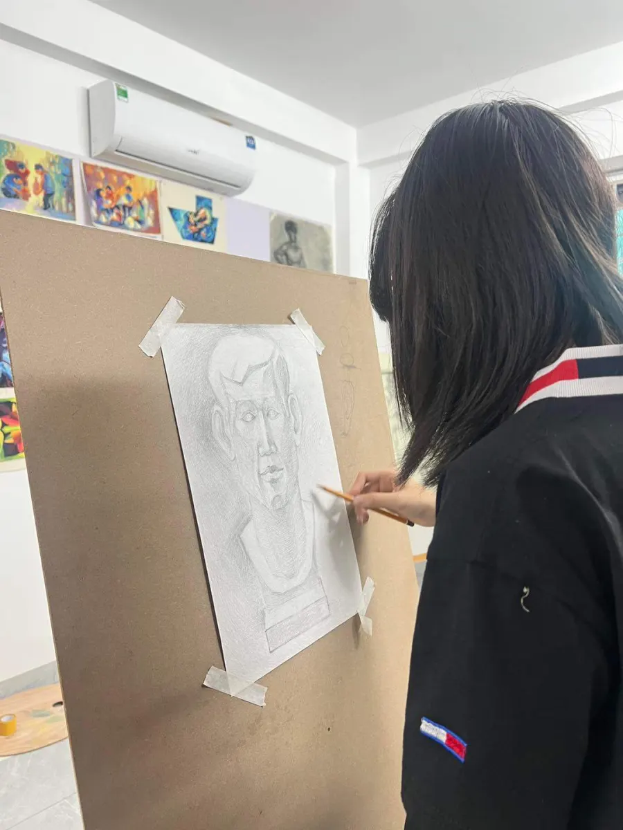 Lớp học vẽ Sky Art