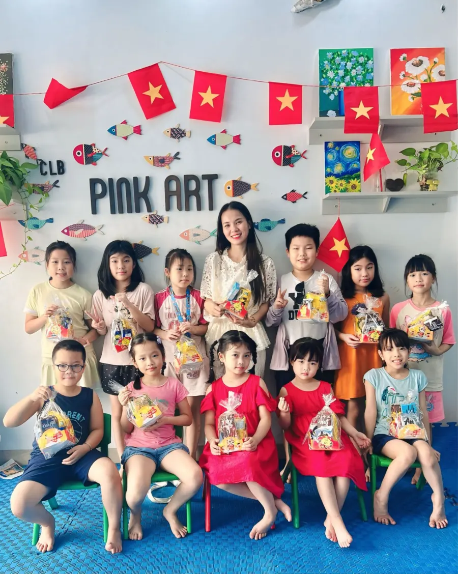 Câu lạc bộ Pink Art
