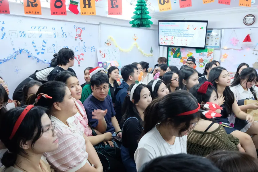 Trung tâm Ngoại Ngữ Chuyên Ngữ Đức - Deutsch Zentrum