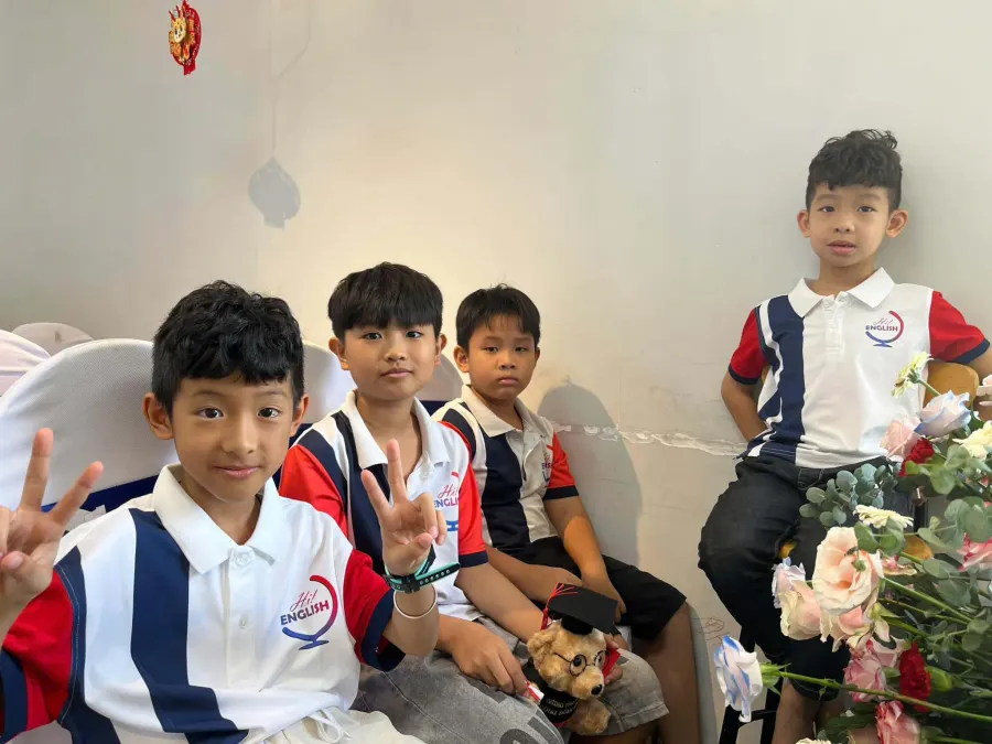Trung tâm Ngoại Ngữ Kiến Văn - Tân Khánh