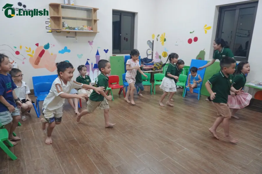 Trung tâm Q English - Tiếng Anh Cô Quỳnh