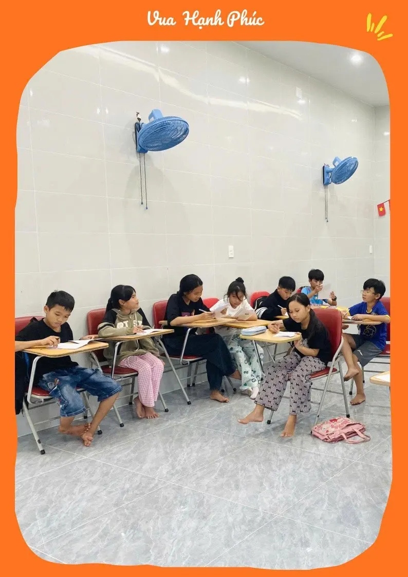 Trung tâm Ngoại Ngữ Vua Hạnh Phúc