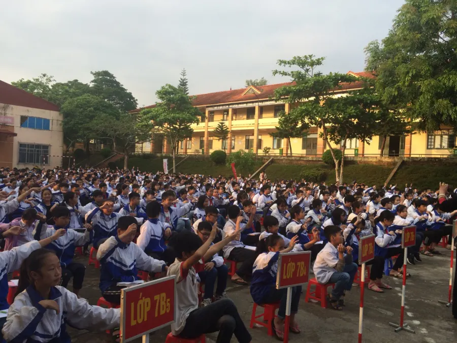 Trường THCS Him Lam