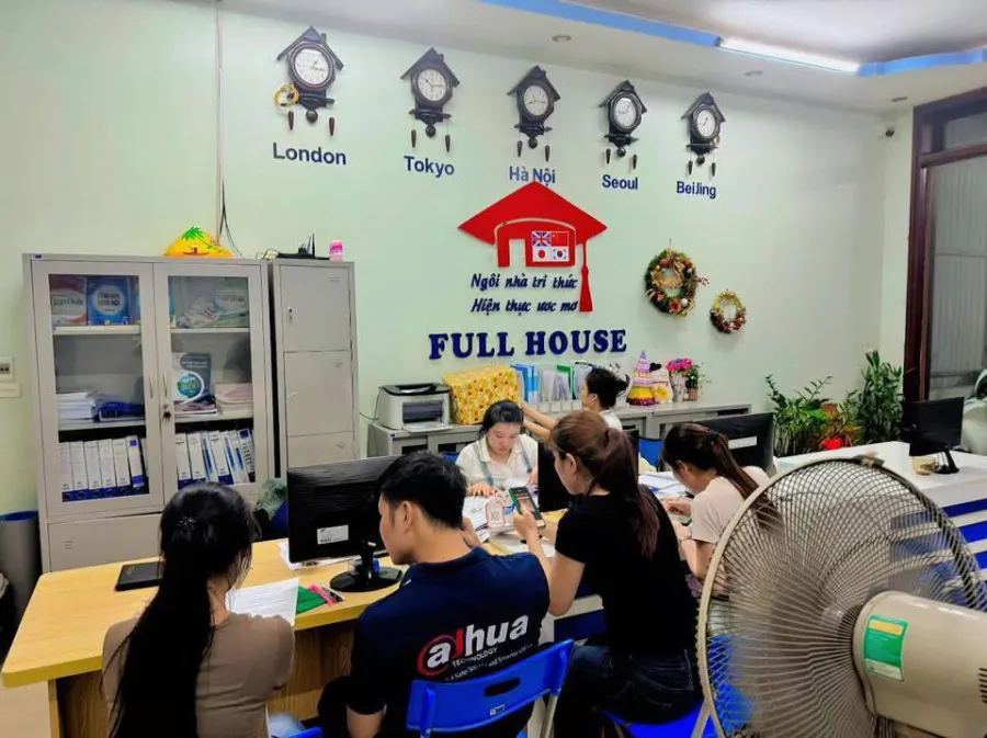 Trung tâm Ngoại ngữ Full House CS 6