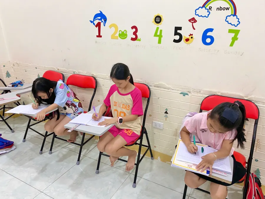 Trung tâm Ngoại Ngữ AEA