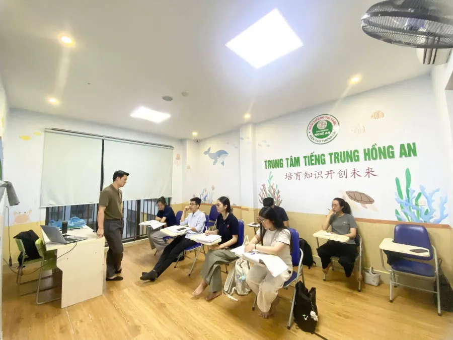 Trung tâm Tiếng Trung Hồng An