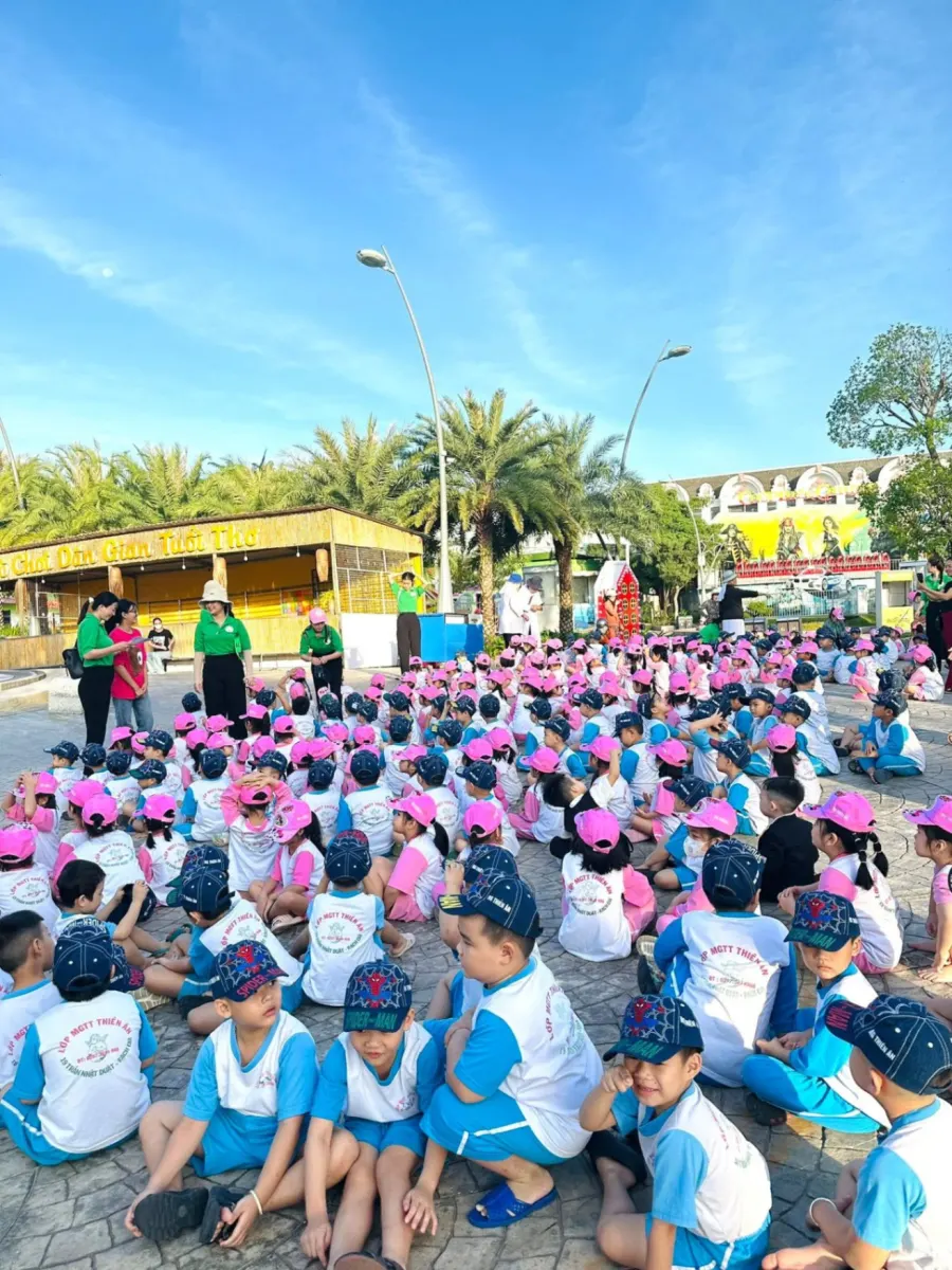 Trung tâm Dạy bơi - Hồ Bơi Phú Cường