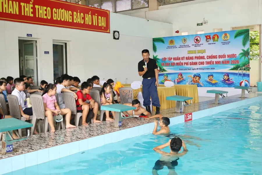 Trung tâm Dạy bơi Thanh Thiếu Nhi