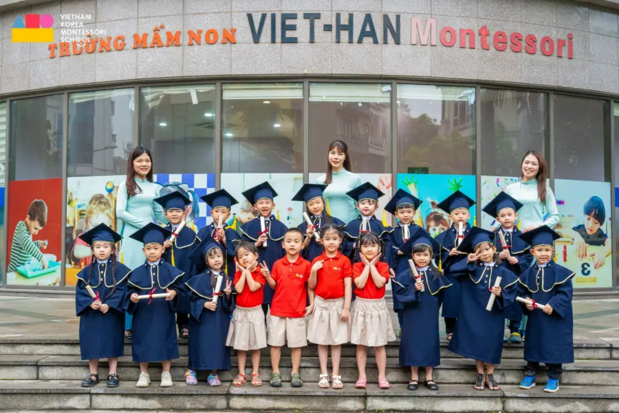 Trường Mầm Non Việt Hàn Montessori