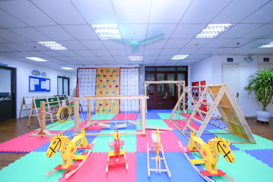 Trường mầm non My First School - Phú Thượng