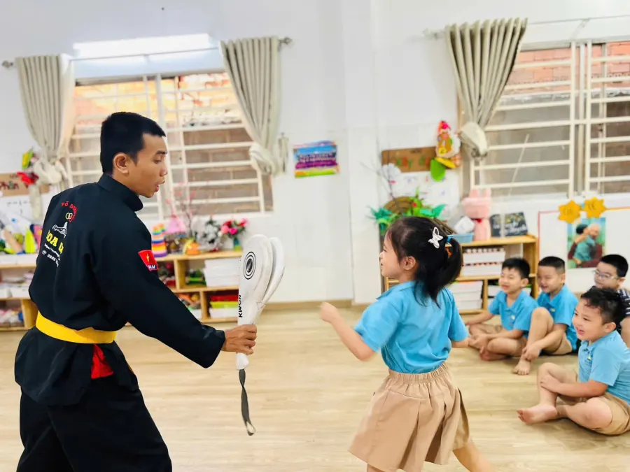 Trường Mầm Non Bạch Dương - Đông Chiêu, Dĩ An