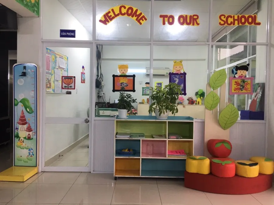 Trường mầm non Hồng Hạnh Montessori