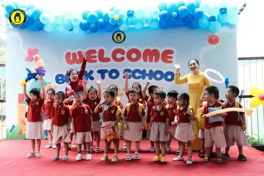 Trường Mầm Non Chim Cánh Cụt - Penguin Academy