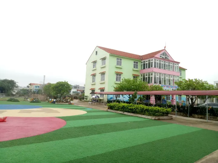 Trường Mầm Non Hoa Sen Montessori