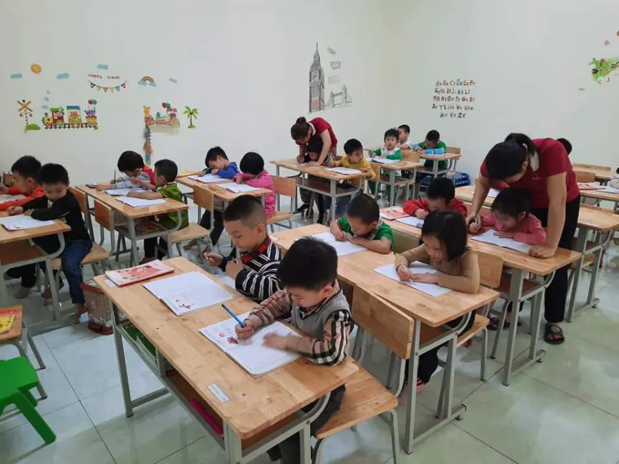 Trường mầm non Học viện AnhXtanh (Einstein Academy) - TT Đông Hưng